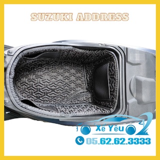 Suzuki Address  Lót cốp da chống sốc và cách nhiệt, có túi để giấy tờ tiện dụng.