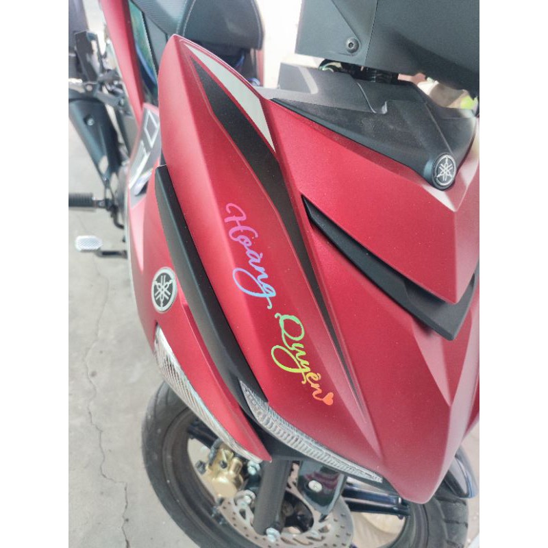 Tem decal 7 màu cắt tên theo yêu cầu