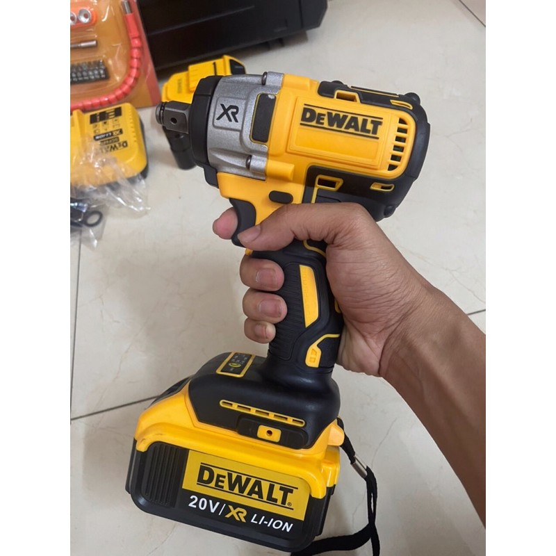 [Nội Địa] MÁY SIẾT BULONG DEWALT 20V DFC887, ĐỘNG CƠ KHÔNG CHỔI THAN HÀNG CAO CẤP.TẶNG BỘ PHỤ KIỆN