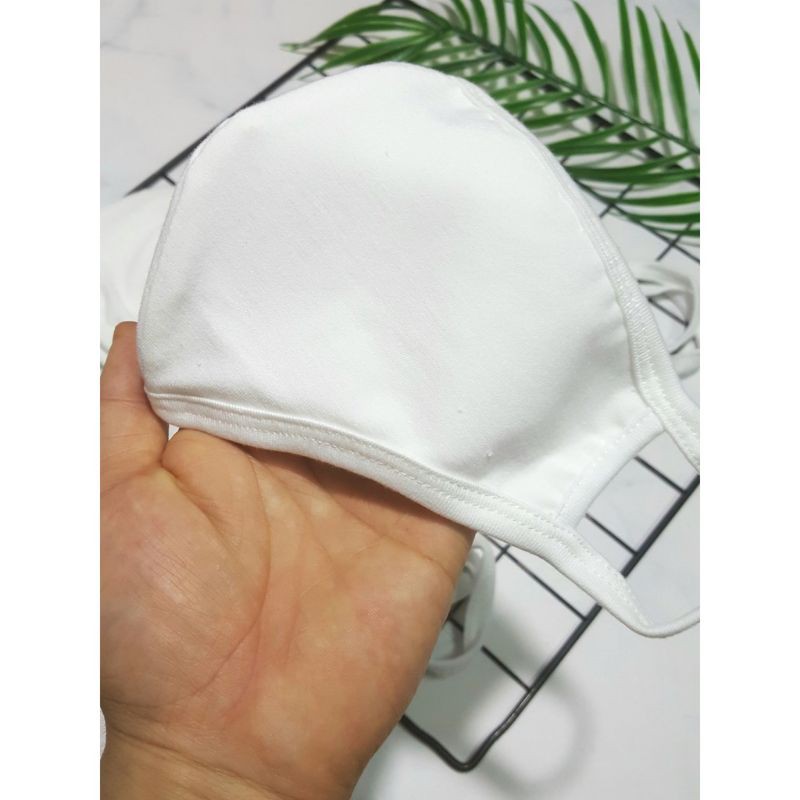 Khẩu trang vải 2 lớp kháng khuẩn