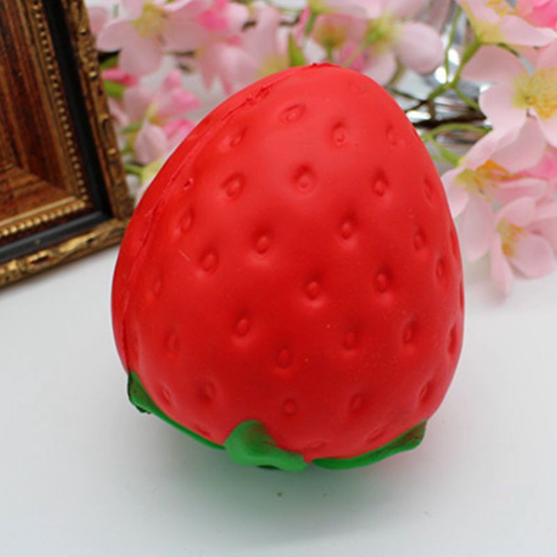 SQUISHY QUẢ DÂU TÂY