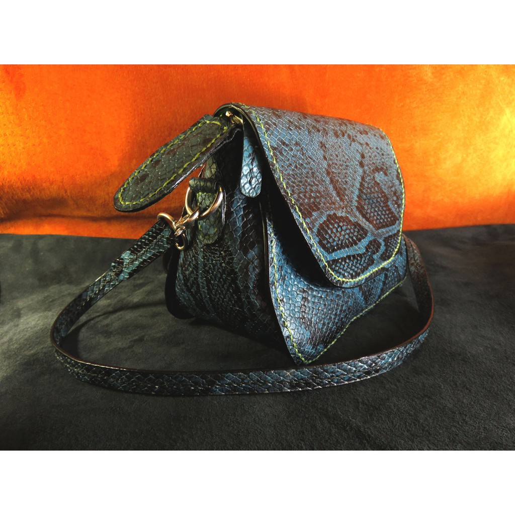 Túi Xách Swanlake Thủ Công Hoàn Toàn, Cam Kết Da Bò Thật 100 % ( Swanlake Lake Bag - Real Leather & Hanmade 100 % ) | BigBuy360 - bigbuy360.vn