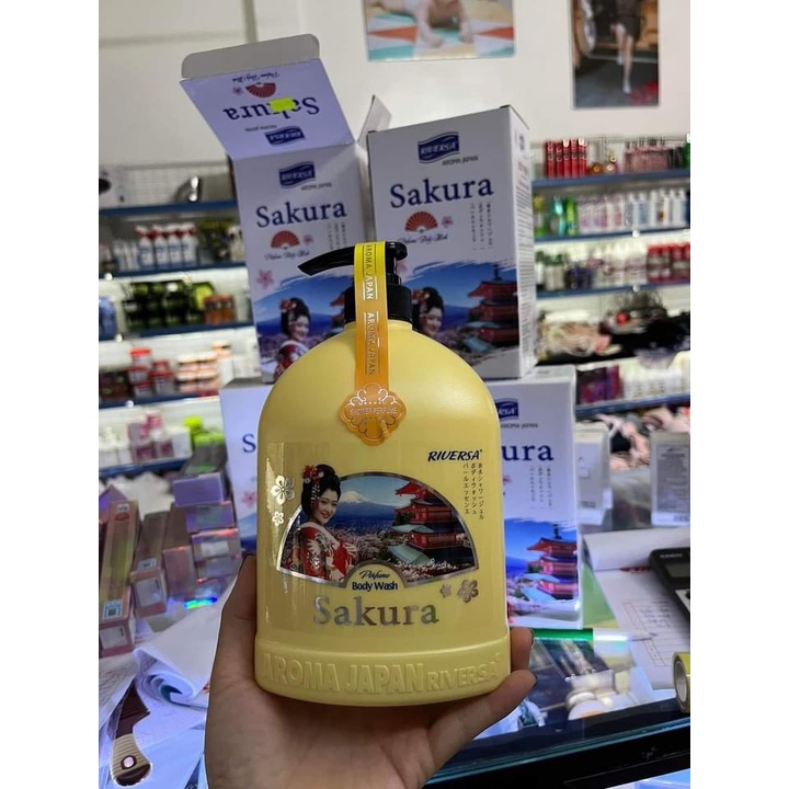 Sữa tắm Sakura Riversa hương nước hoa