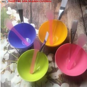 Combo Bát - Thìa - Chổi Tiện Dụng