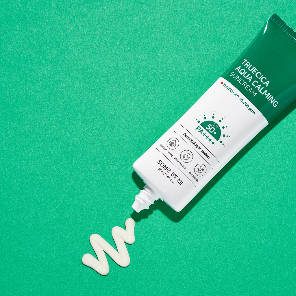 Kem chống nắng aqua làm dịu bảo vệ da SOME BY MI Truecica Aqua Calming Suncream SPF50+ PA ++++50ml
