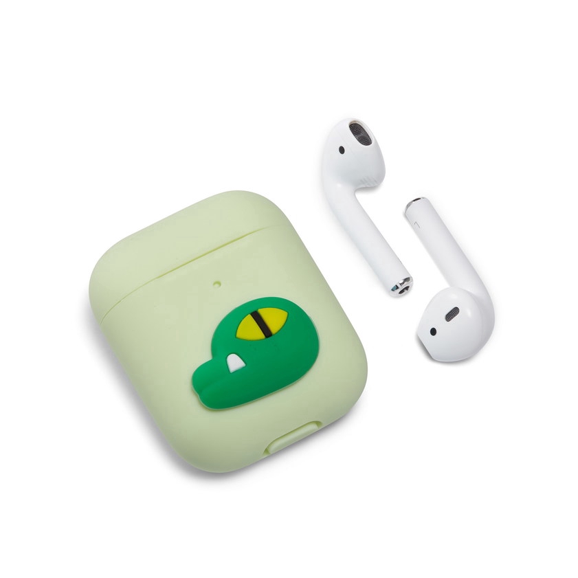 👏Ready Stock🎀 Vỏ bảo vệ hộp sạc tai nghe không dây Bluetooth Airpods 1/2 hình Kakao & BT21 hoạt hình đáng yêu bằng silicon