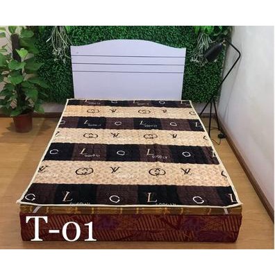 Thảm nỉ hoa văn trải giường 1m4(màu ngẫu nhiên)