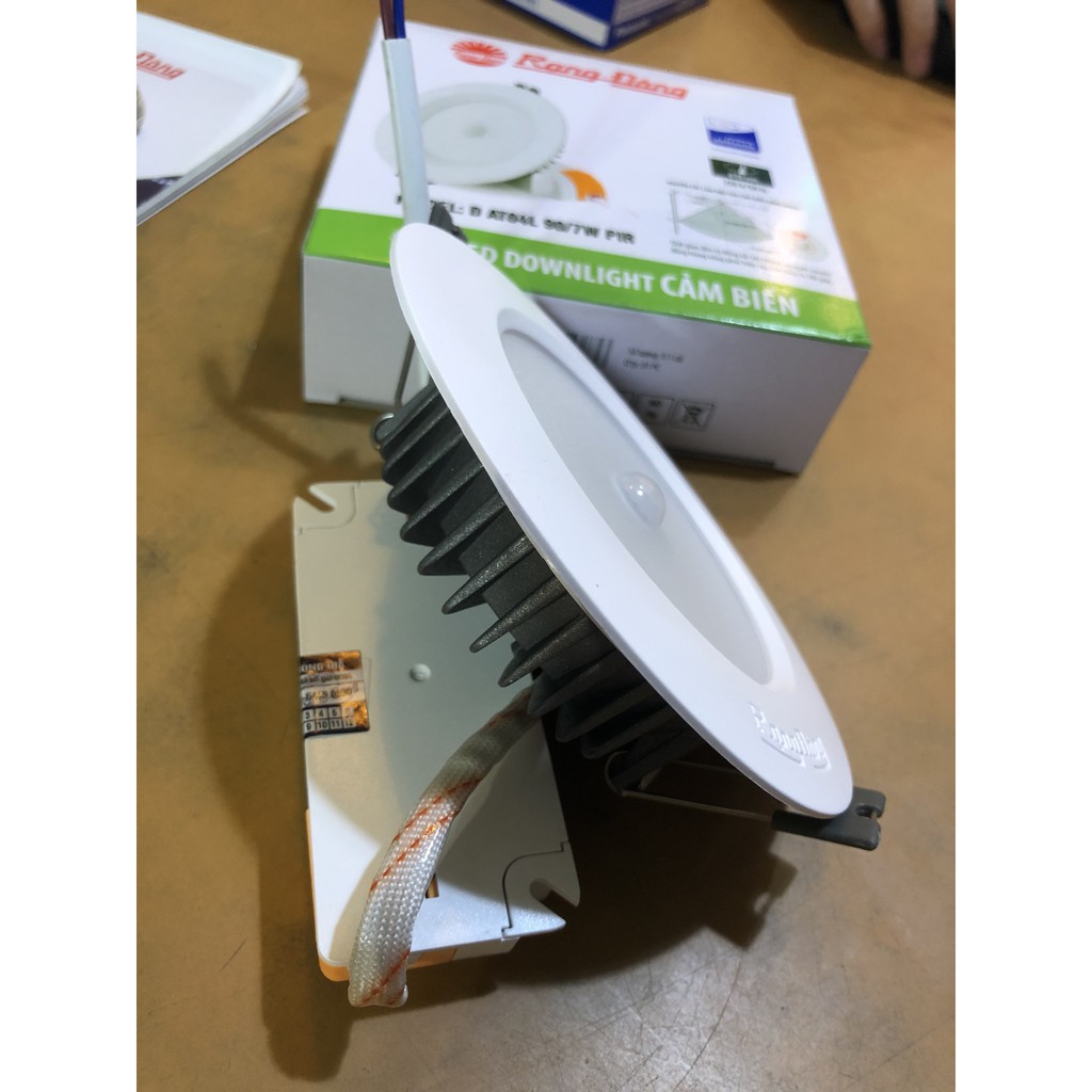 Đèn LED Âm trần Downlight Cảm biến Rạng đông | BigBuy360 - bigbuy360.vn