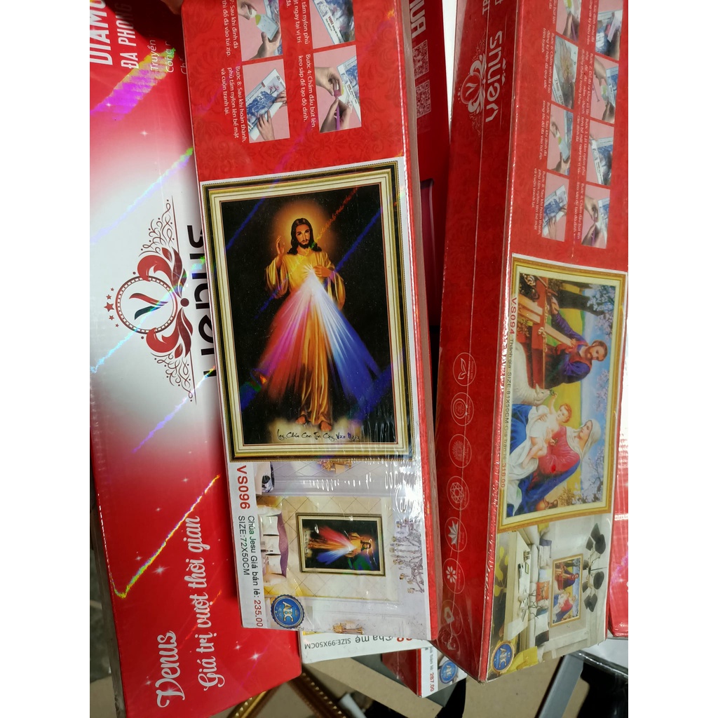 Tranh đính đá chúa giesu KT:50x72cm. Tranh gắn đá chưa đính.