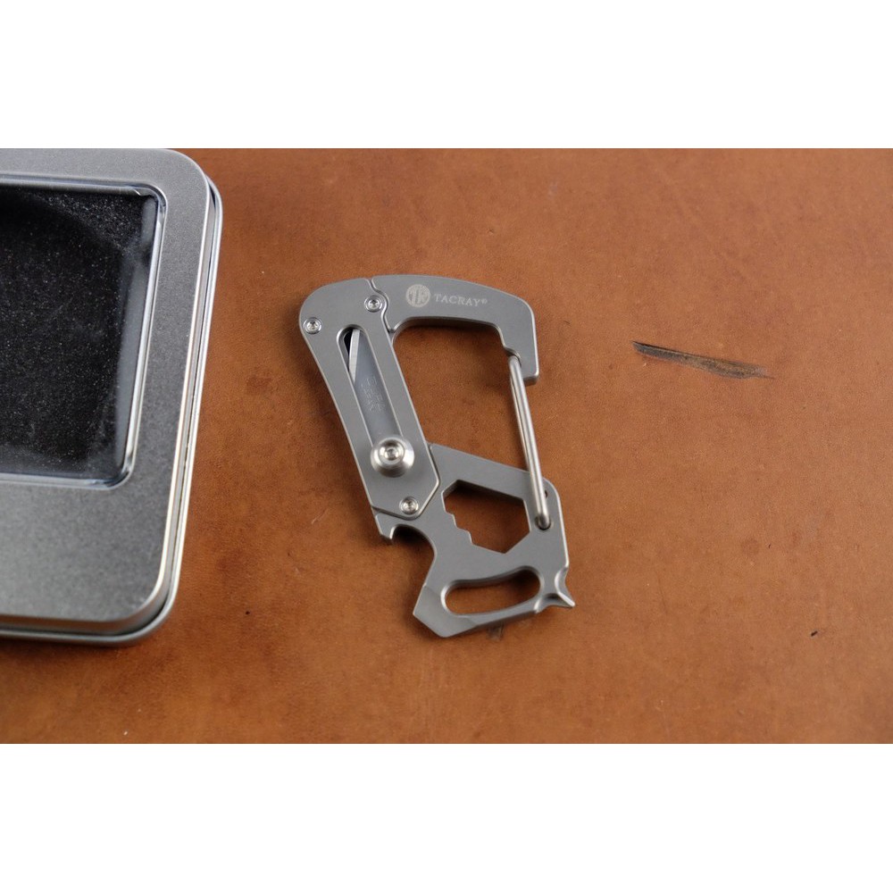 Móc khóa đa năng Titanium TACRAY - Carabiner Inch kèm dao rọc giấy (YSK1801)