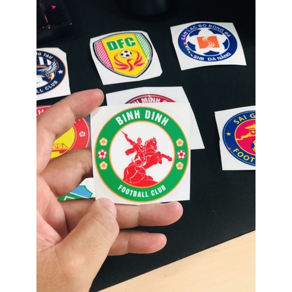 Logo ủi các câu lạc bộ bóng đá Việt Nam