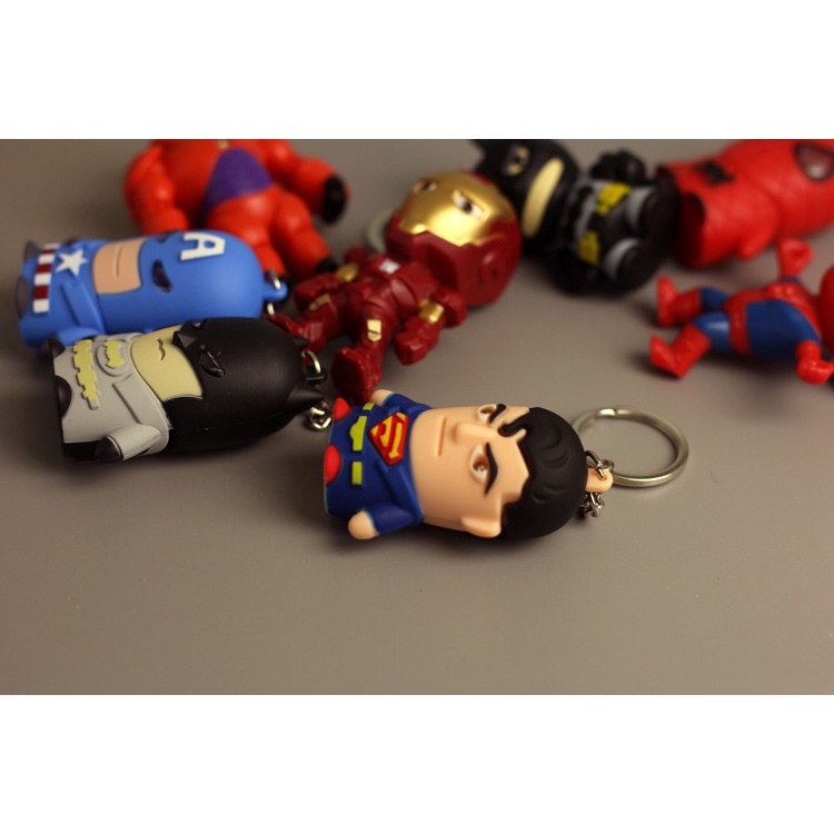 Móc Khóa Siêu Anh Hùng Avengers Người Dơi Người Sắt Đội Trưởng Mỹ Người Nhện Phát Sáng Đèn Led Có Nhạc Có Đèn 3