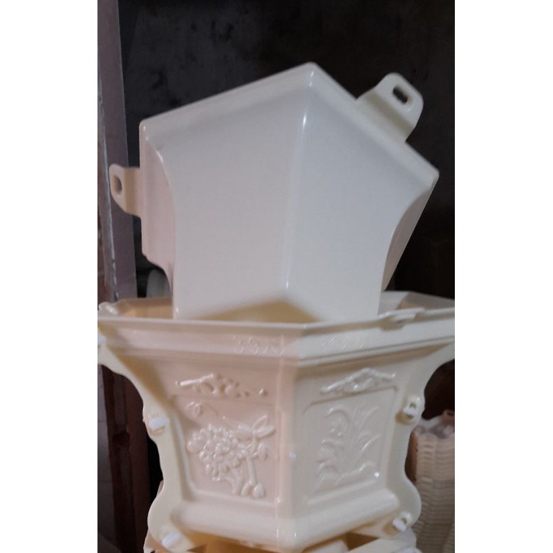 Khuôn đúc chậu lg rộng 39 cao 27cm