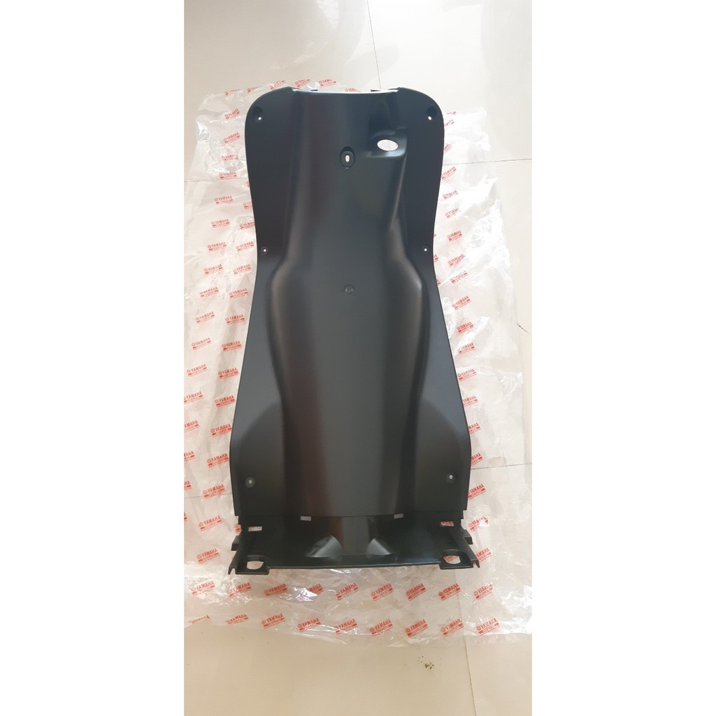 Ốp ổ khóa (Ốp bịt yếm) Mio 2004 - 2006