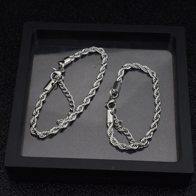 Vòng tay titan, vòng tay mắt xích xoắn VT014