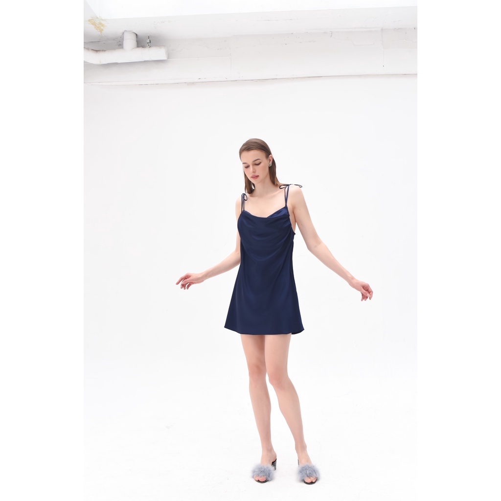 Váy Ngủ 2 Dây Lụa Cao Cấp LILAS BLANC Vienna Dress Kiểu Dáng Hai Dây Cổ Đổ Sang Trọng, Quyến Rũ