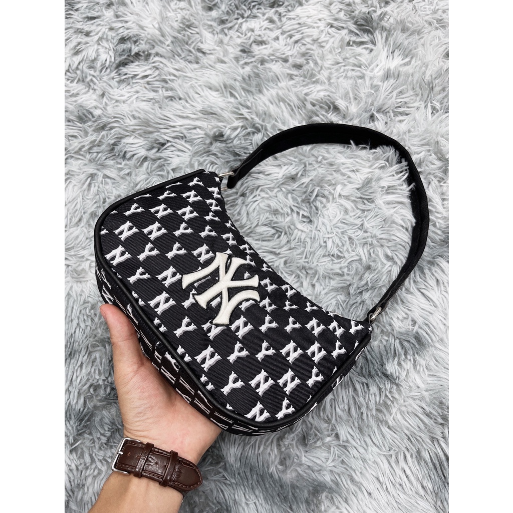 Túi Xách NY Nữ Monogram Hobo Black  Đổi Trả 1:1  Hàng Xuất Xịn