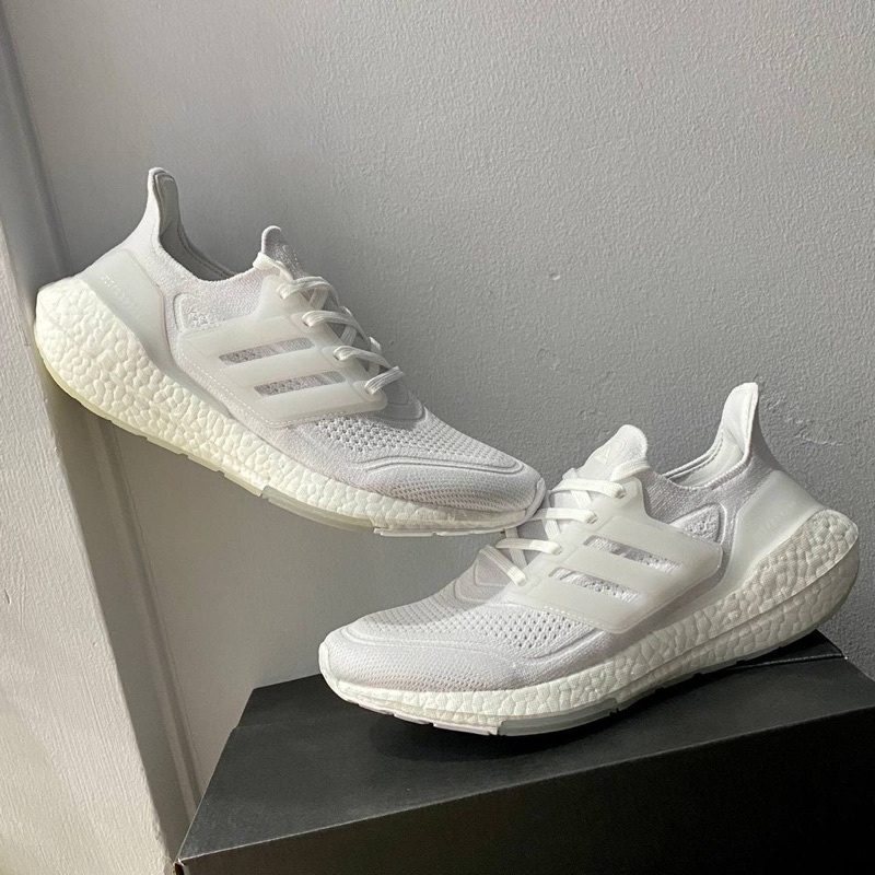 Giày ULTRA BOOST 21