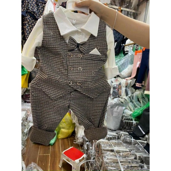 Sét vest kẻ công tử có nơ cho bé