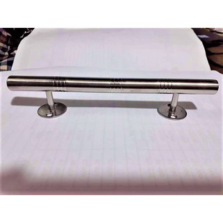 tay nắm cửa inox đặc