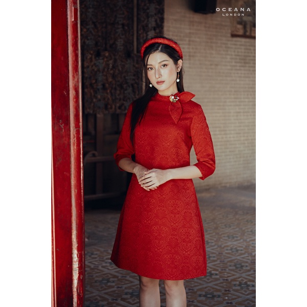 Oceana London - Váy gấm đỏ