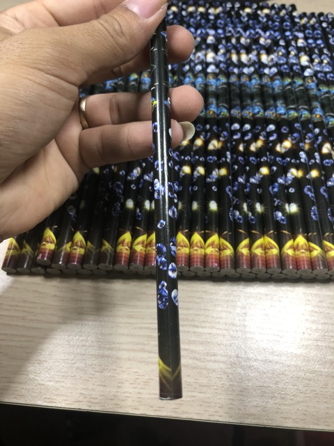 Bút Chấm Đá