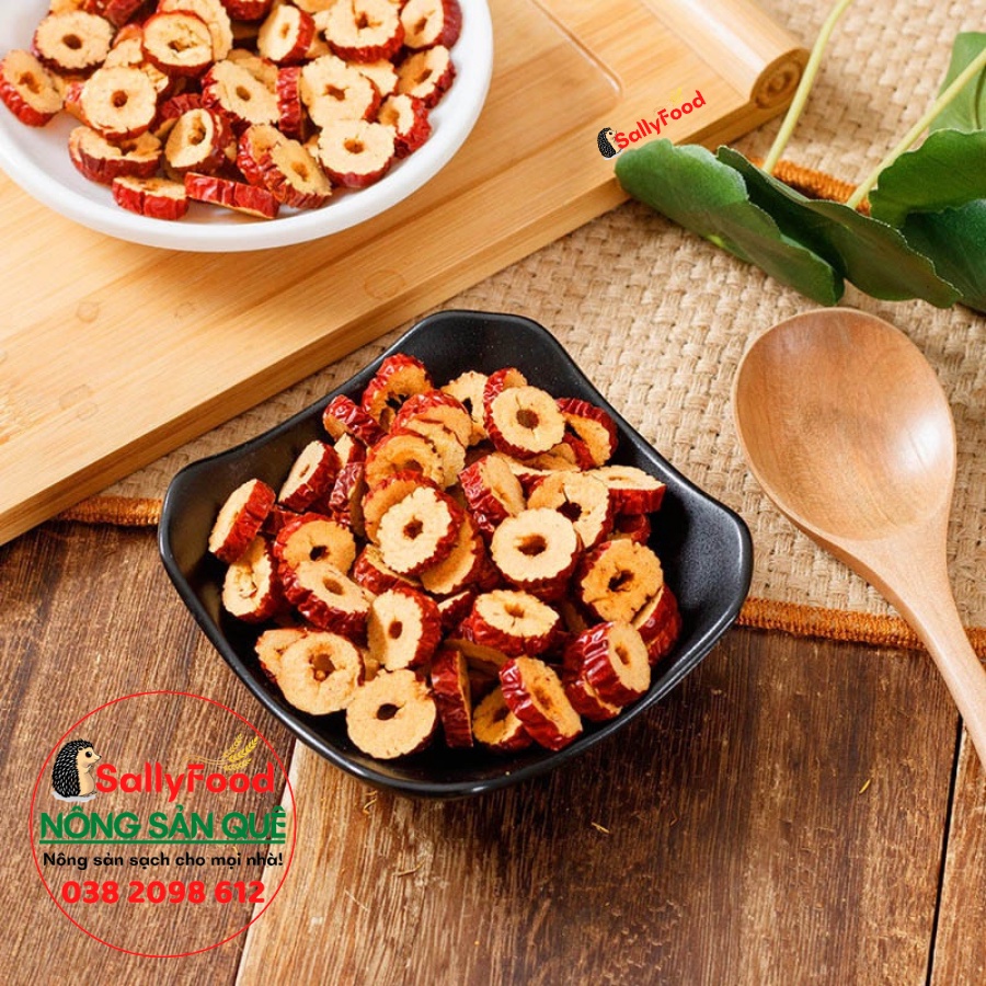 Táo Đỏ Không Hạt Hữu Cơ SallyFood 1kg Táo Tàu Đen Organic Táo Cắt Thái Lát Sấy Nhập Khẩu Tân Cương