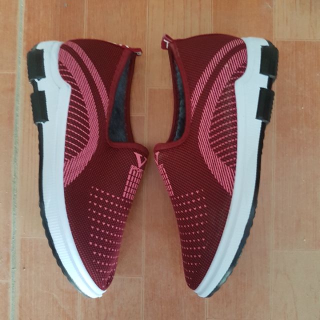 Giày lười lót nỉ siêu nhẹ hàng nhập | BigBuy360 - bigbuy360.vn