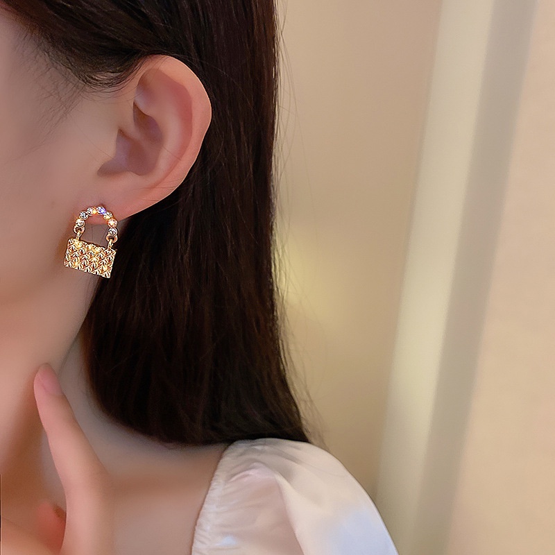 BÔNG TAI HÀN QUỐC - MELY 695