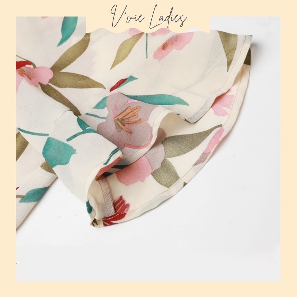 Đồ bộ trung niên nữ cho mẹ, Hàng Quảng Châu cao cấp, Bộ voan tay ngắn quần lửng hoa kem V'vie Ladies #B12