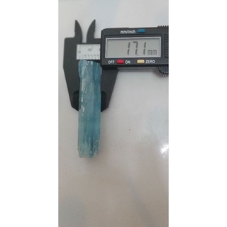 đá aquamarine thô