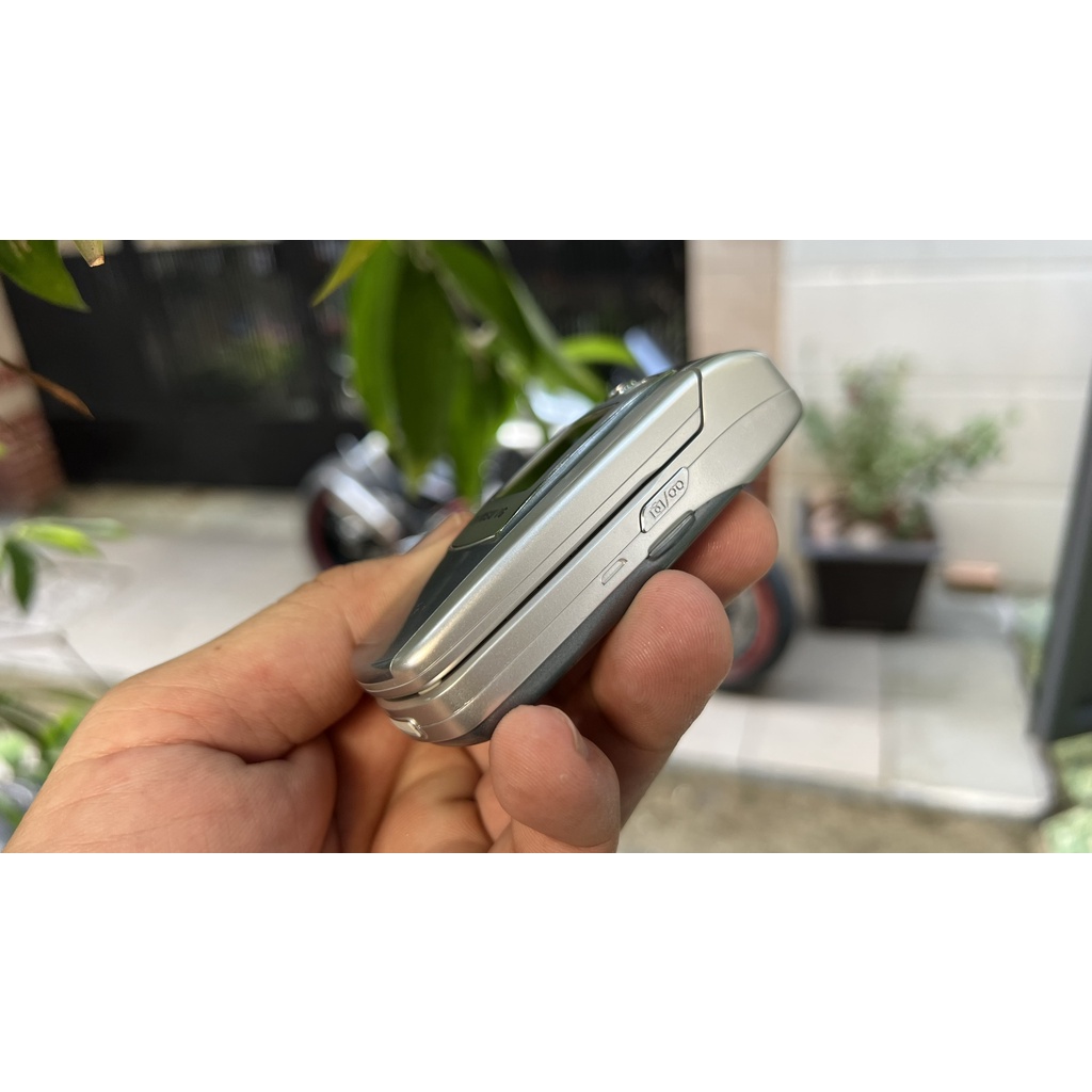 Điện thoại samsung sgh-e710  chính hãng