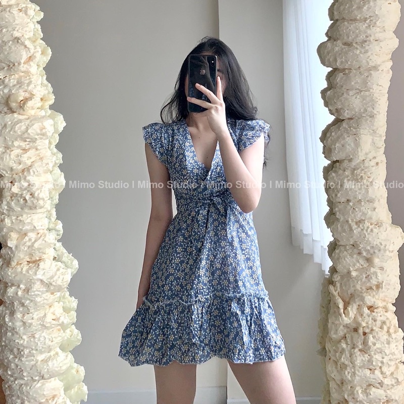 Đầm hoa xanh thắt nơ lưng