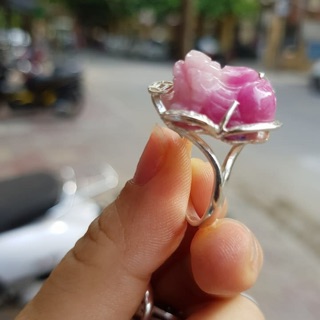 Nhẫn tỳ hưu ruby