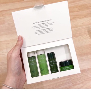 Set Innisfree