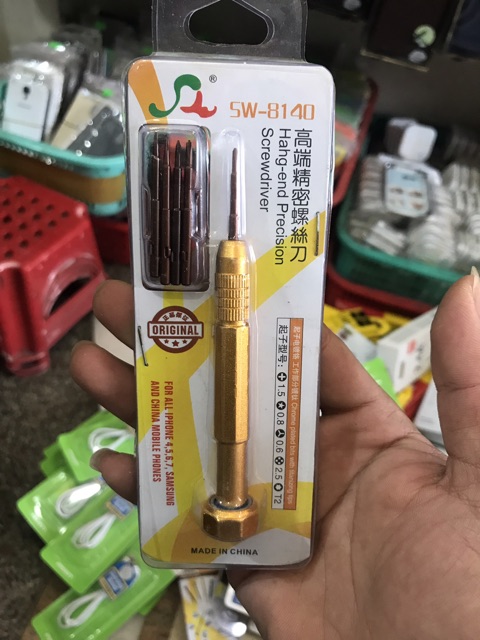 Tô vít SW-8140 5 đầu xịn không bị toét khi vặn sửa điện thoại