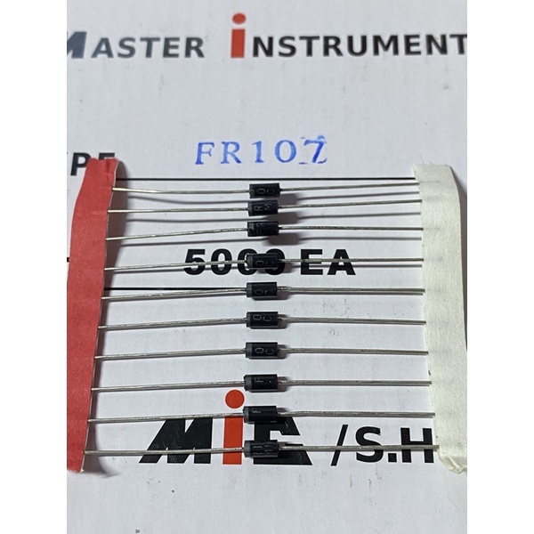 Set 100 Diot xung 1A 1000V FR107 Do-41