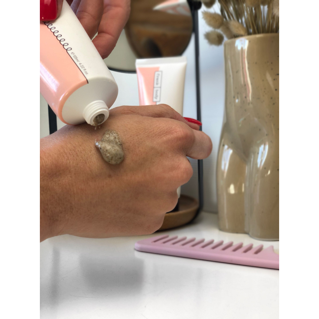 Tẩy tế bào chết cho da đầu Frank Body Caffeinated Scalp Scrub