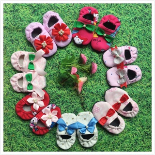 Set 10 đôi giày nỉ thiết kế cho bé gái