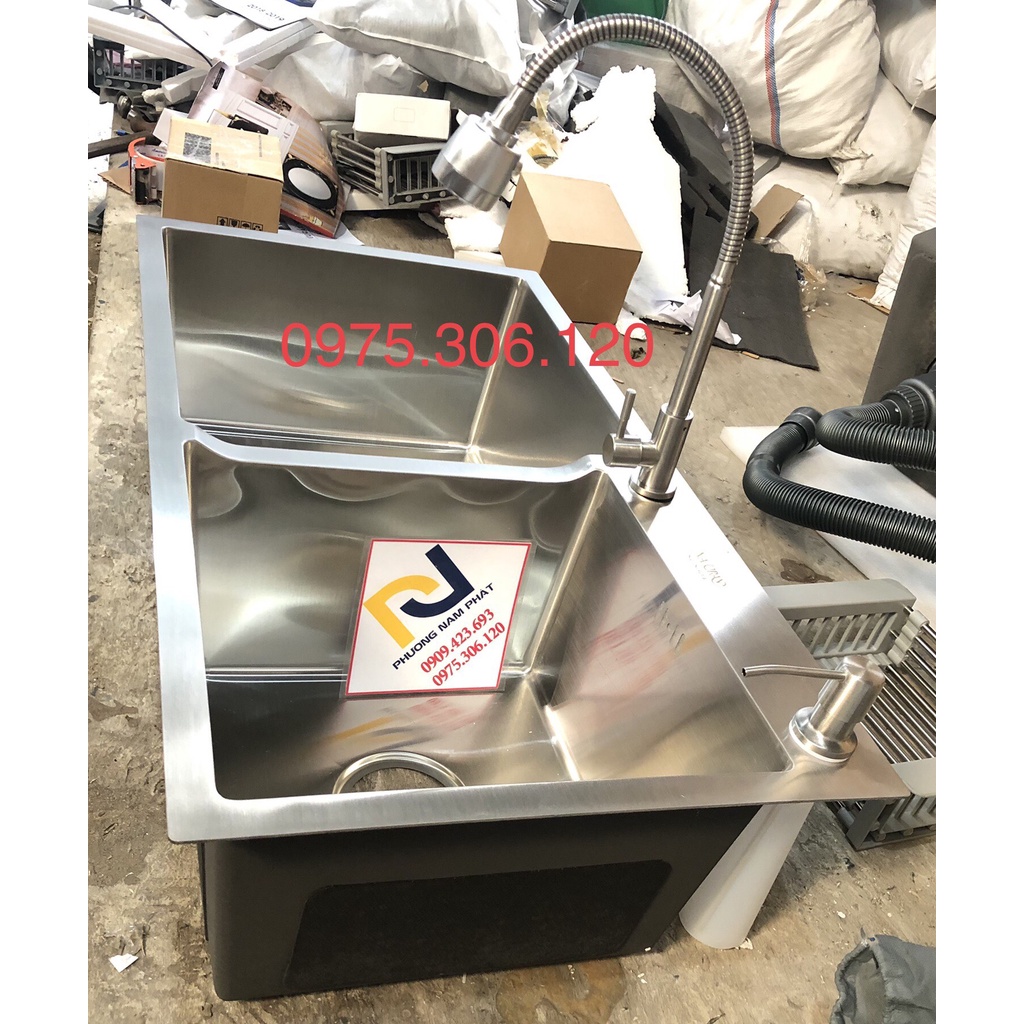 [CHẬU ĐÚC} Chậu Rửa Chén Bát INOX SUS 304 N7 8245 NA.GRAND và xả chậu và Rổ rút và Vòi chén nóng lạnh và Bình rửa chén