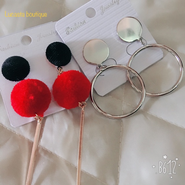 Bông tai tròn tai đinh