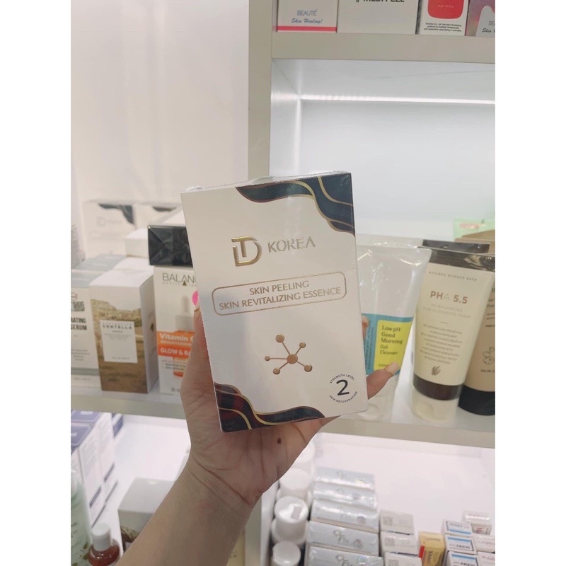 TINH CHẤT PEEL DA RETINL VI TẢO TRANG NEMO