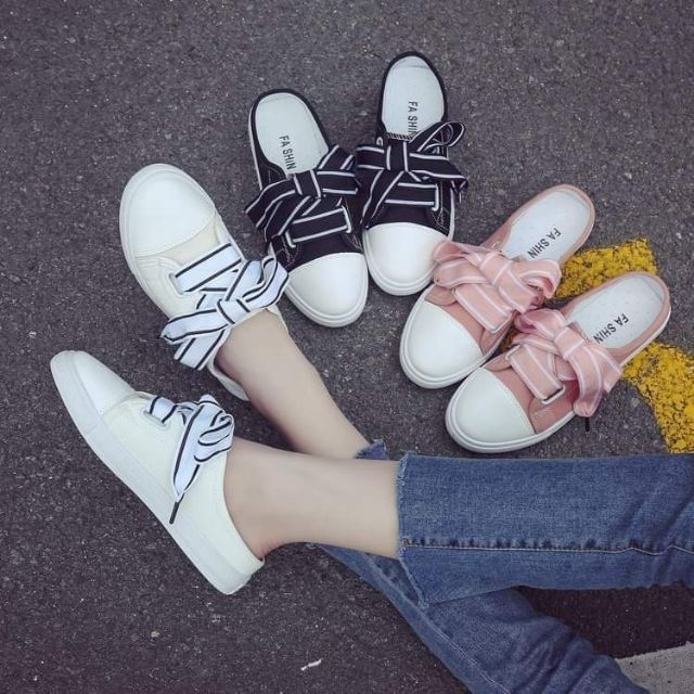 Giày sục nơ