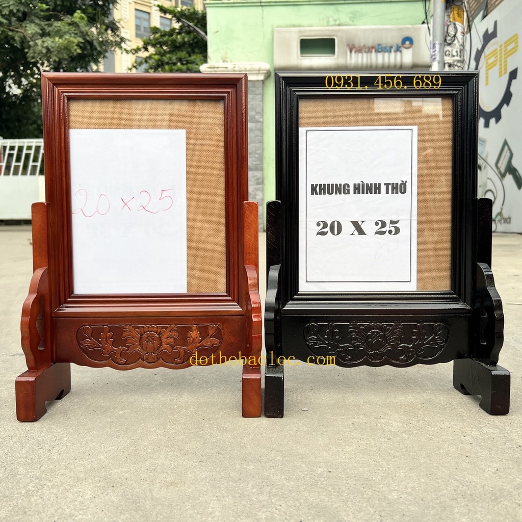 Khung ảnh thờ gia tiên gỗ tràm bông vàng để ảnh 20cmx25cm