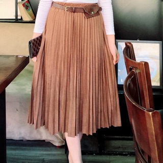 Chân váy da lộn kèm belt da