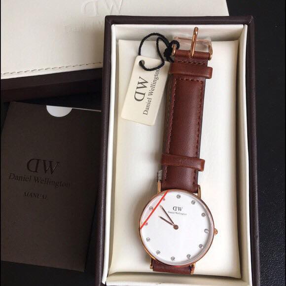 [CHÍNH HÃNG] Đồng hồ nữ DANIEL WELLINGTON CLASSY dây da mặt trắng đính đá