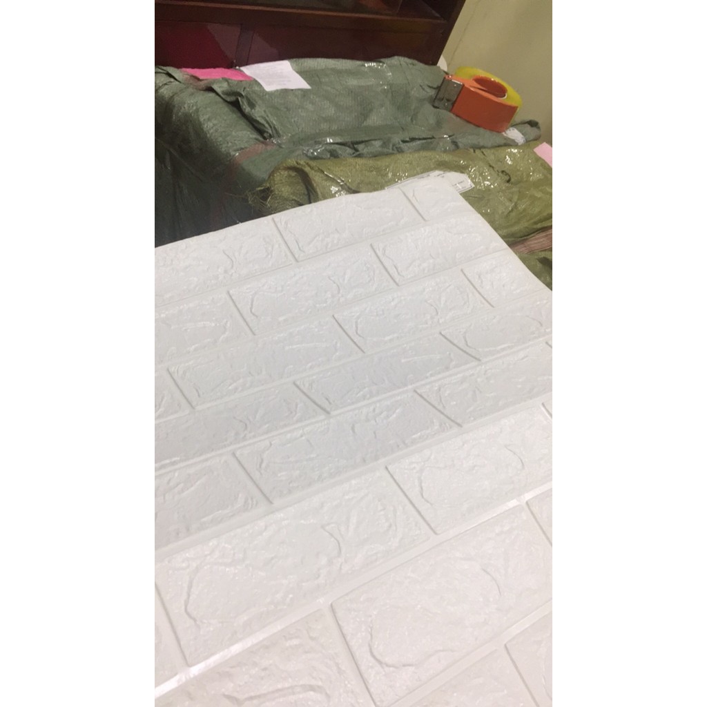 Xốp Dán Tường Dày 4mm khổ lớn 70x77cm