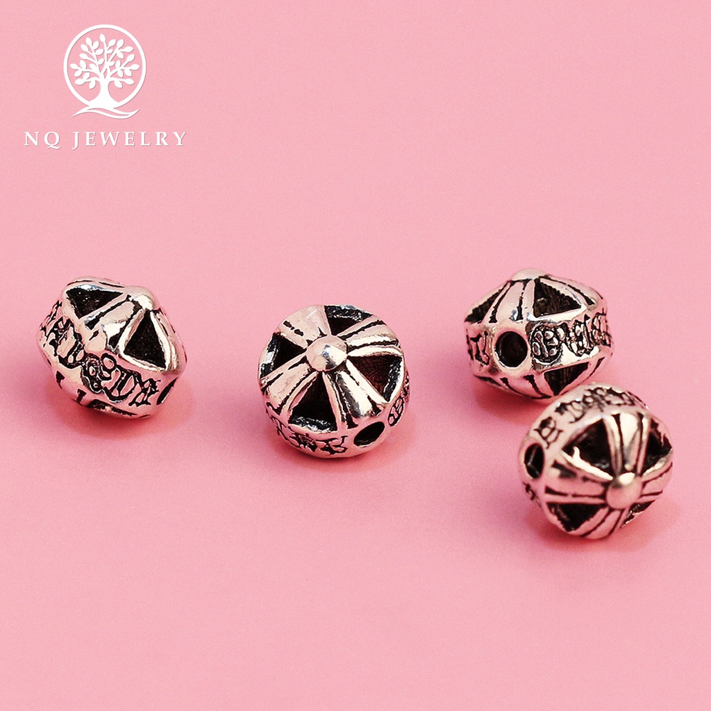 Charm bạc xỏ ngang hoa văn chữ thập - NQ Jewelry