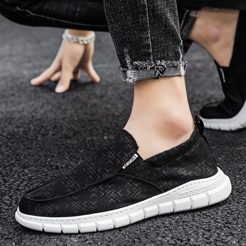 Giày lười nam mùa hè vải lụa đen mềm thoáng khí | BigBuy360 - bigbuy360.vn