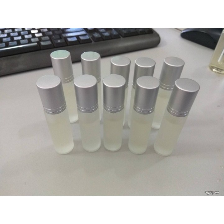 Dầu Dừa Dưỡng Môi Nguyên Chất kiểu chai bi lăn 10ml- Dầu Dừa Nguyên Chất Huệ Lan | BigBuy360 - bigbuy360.vn